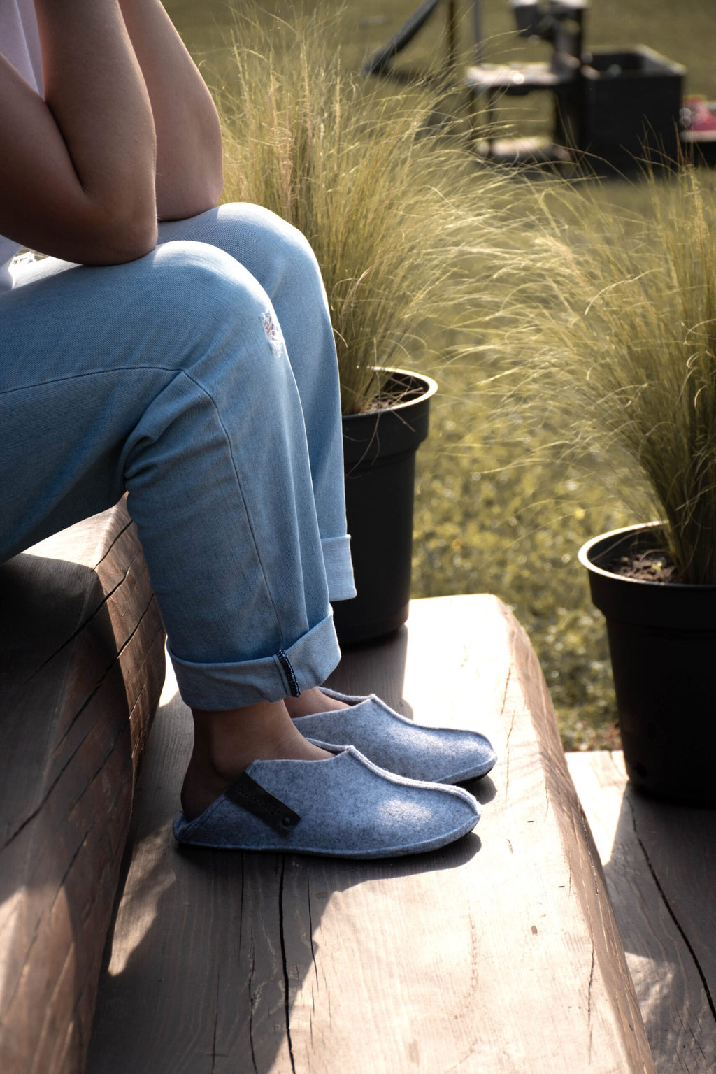 Tohkri Unisex Slippers - Grey