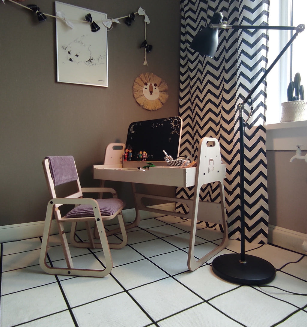 Adjustable Children Montessori Table and Chair Set Julle - Cannon Pink